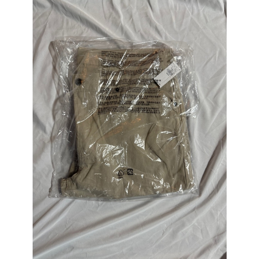Men's Old Navy Beige Slim Pants Size 36x30